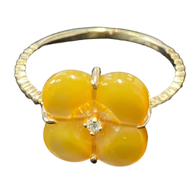 Golden Mother Of Pearl Clover Natural Diamond Ring 18K Yellow Gold