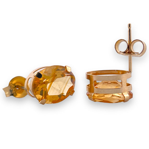 Golden Glow Oval Citrine Stud Earrings in 14K Yellow Gold
