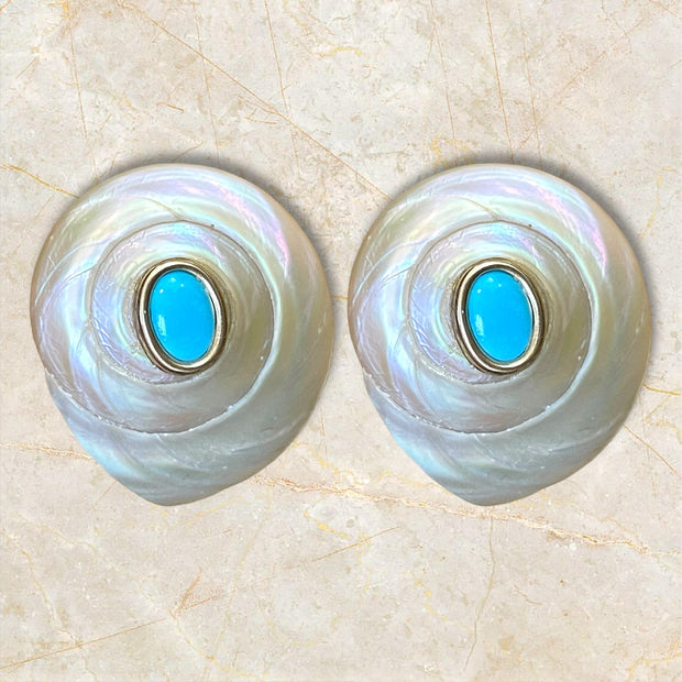 Exquisite 14K Yellow Gold Large Shell Earrings with Turquoise Centers