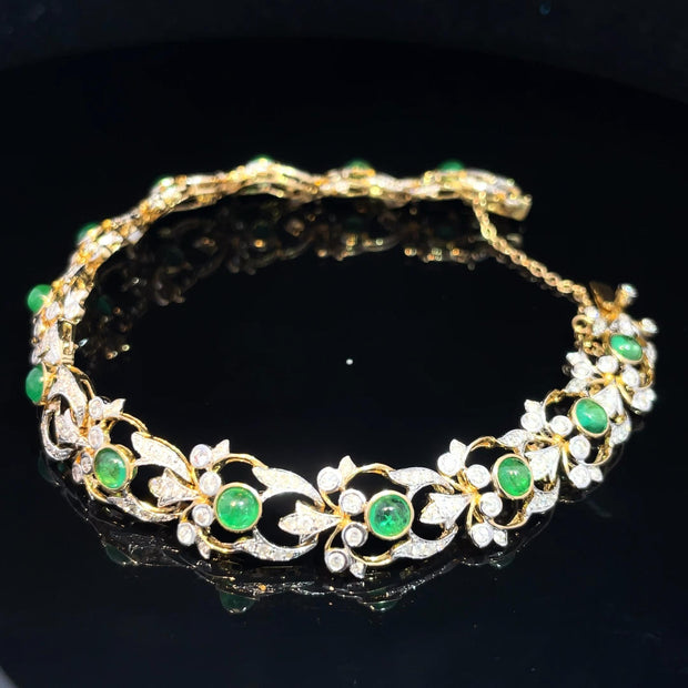 18k Yellow Gold Exquisite Emerald and Diamond Bracelet
