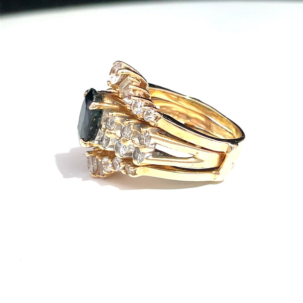 14k Yellow Gold Diamond & Oval Sapphire Ring