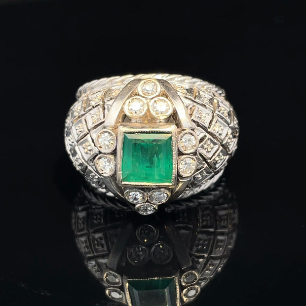 18k White Gold 1950s Vintage Columbian Emerald & Diamond Heavy Ring