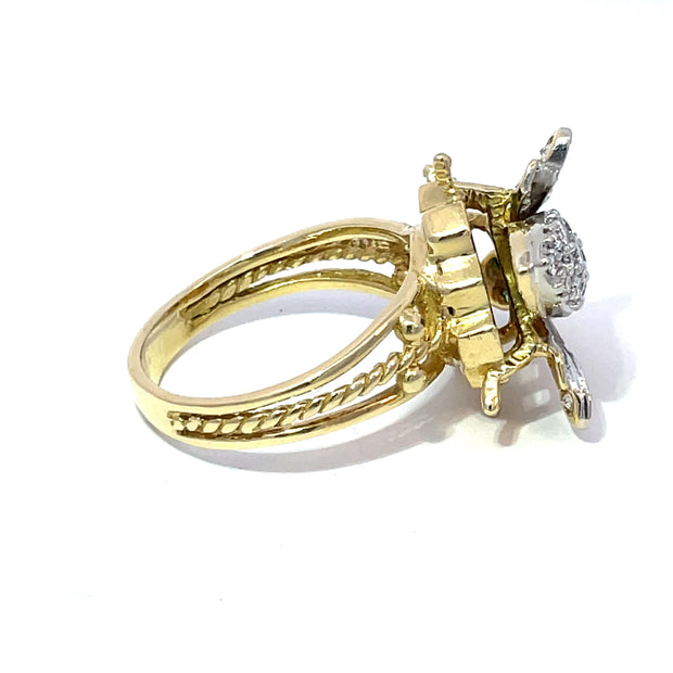 Exquisite Diamond-Set Bee Cocktail Ring in 18k Yellow Gold