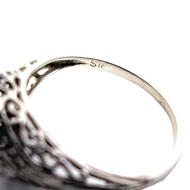 18k White Gold Filigree Ring with 0.78 Total Carat Weight Diamonds