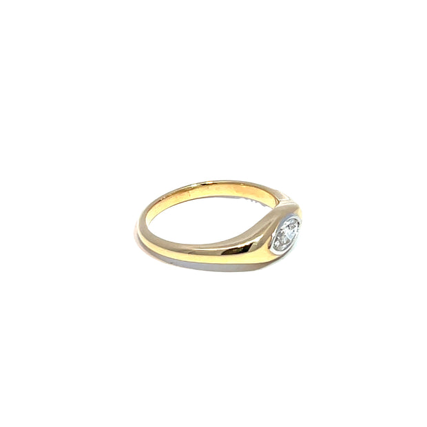 18k Yellow Gold Bezel-Set Marquise Diamond Ring