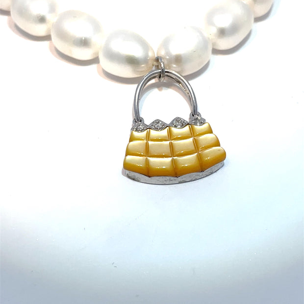 14k White Gold Shell, Mother of Pearl & Onyx Bag Charm Pearl Bracelet