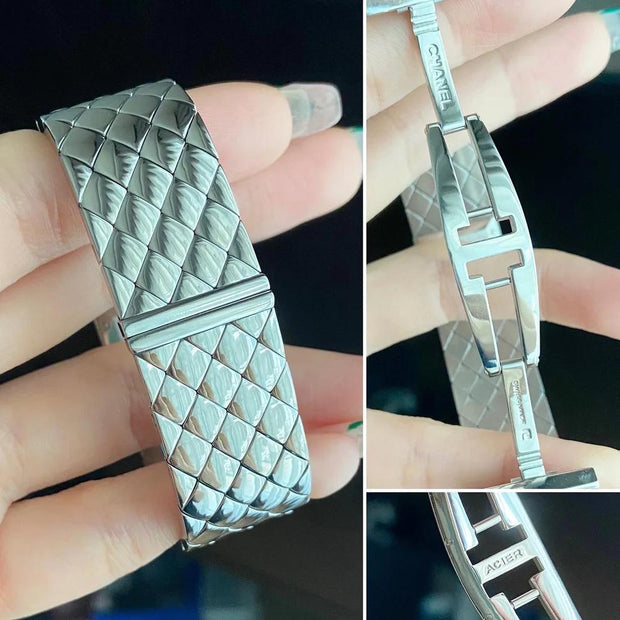 CHANEL Matelasse Waterproof Ladies Watch