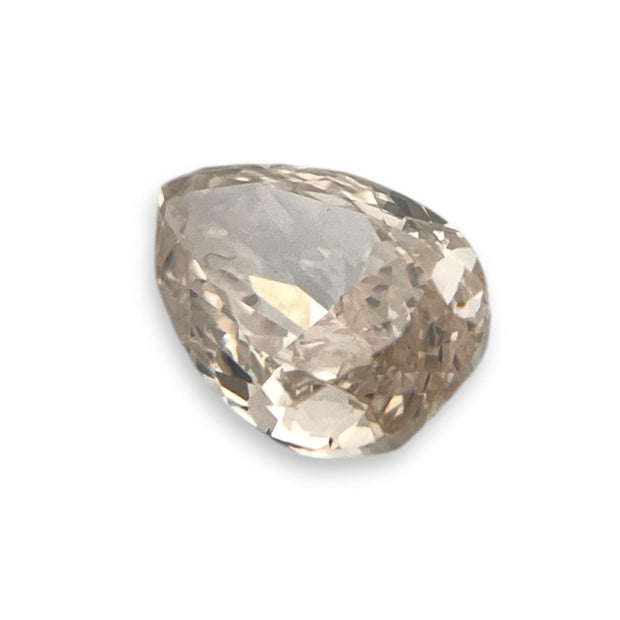 GIA certified Exquisite 1.01ct Pear-Cut Natural Diamond SI2 M