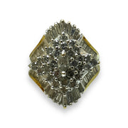 Exquisite Diamond Cluster Ring – A Timeless Blend of Vintage and Modern Elegance