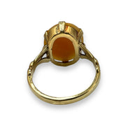 Vintage Cameo Ring with Intricate Gold Setting – Timeless Elegance