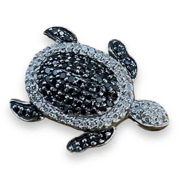 Sparkling Turtle Pendant with Black and White Diamonds