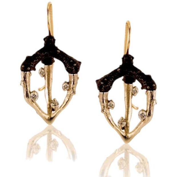 Gorgeous Sarah Graham 18K Yellow Gold Radiolarian Natural Diamond Wire Earrings