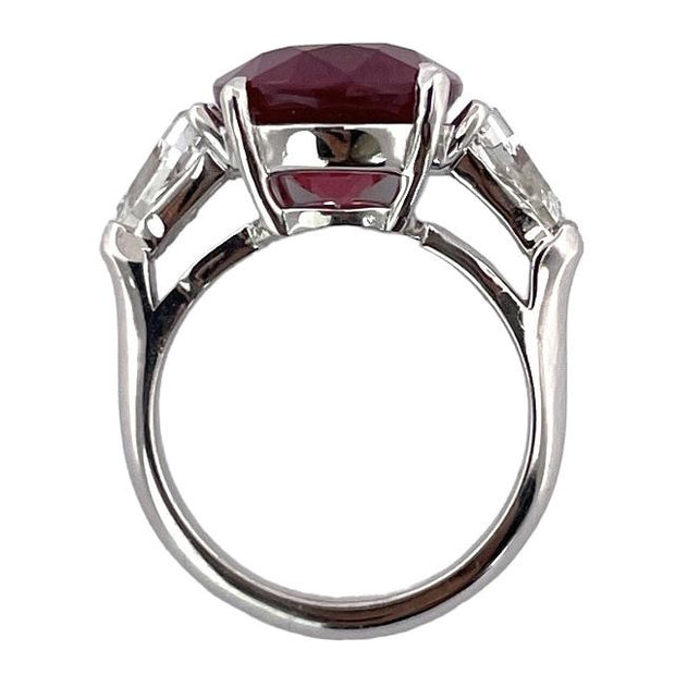 Gorgeous 8.17 Carat Ruby with 1 Carat Natural White Diamonds Platinum Ring