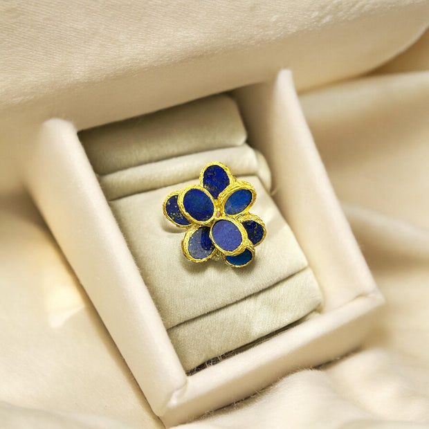 Golden Blossom: 18K Yellow Gold Matte Lapis Flower Design Ring