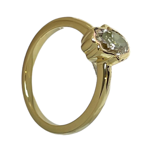 18K Yellow Gold Unique 1.09 Carats Hamsa Diamond Ring
