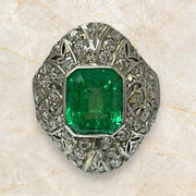 GIA Certified Colombian Emerald Art Deco Ring: A 1930s Platinum Treasure