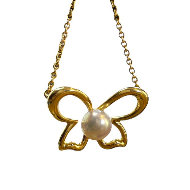 Whimsical Elegance 18K Yellow Gold Butterfly Pearl Necklace