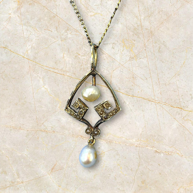 Antique 10K Yellow Gold and Pearl Pendant