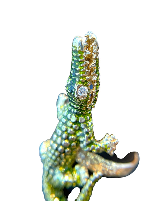 Green Crocodile Ring in Solid Yellow Gold With Diamond Eyes