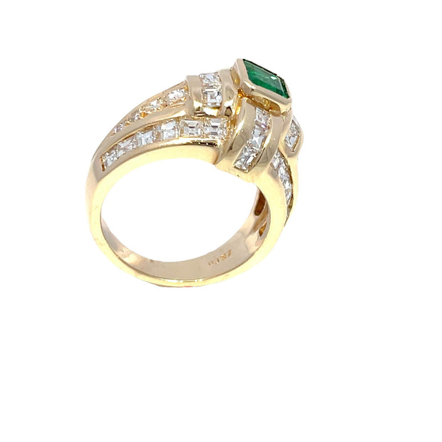 14k Yellow Gold Columbian Emerald and Carre cut Diamond Men's Ring