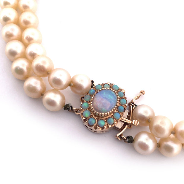 Elegant 14K Yellow Gold Cultured Pearl Necklace with Oval Clasp