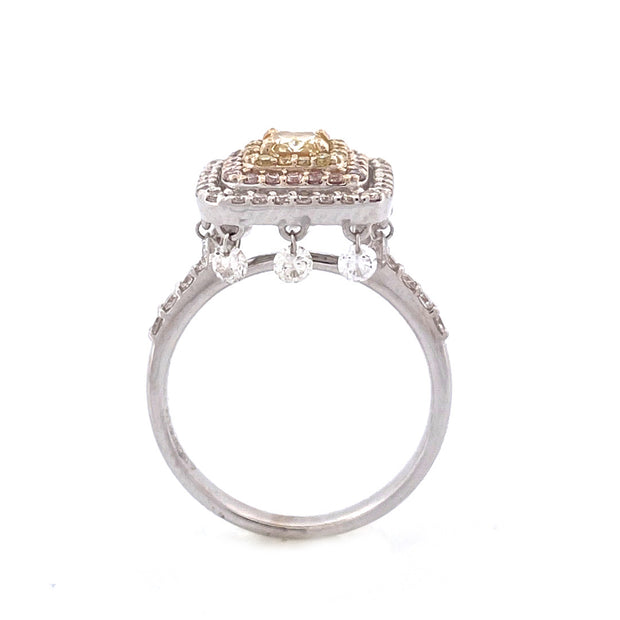 Stunning 18k White Gold Diamond Halo Ring