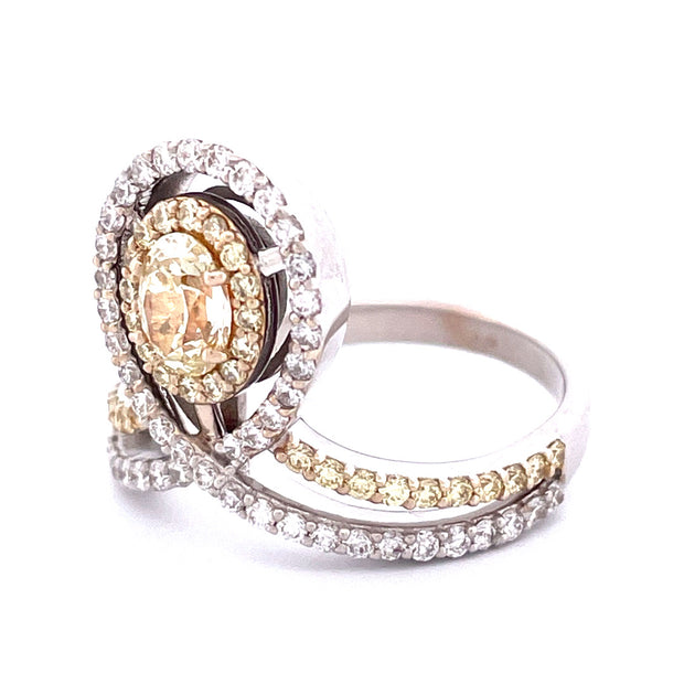 Elegant 18k White Gold Yellow Diamond Ring