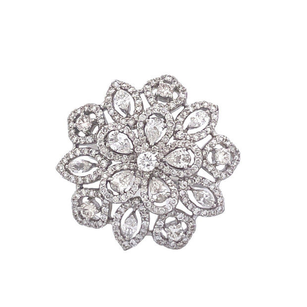 Exquisite 18k White Gold Natural Diamond Flower-Shaped Leaf Cluster Ring