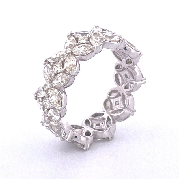 Elegant 14k White Gold Diamond Ring