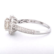 Exquisite 18k White Gold Diamond Ring
