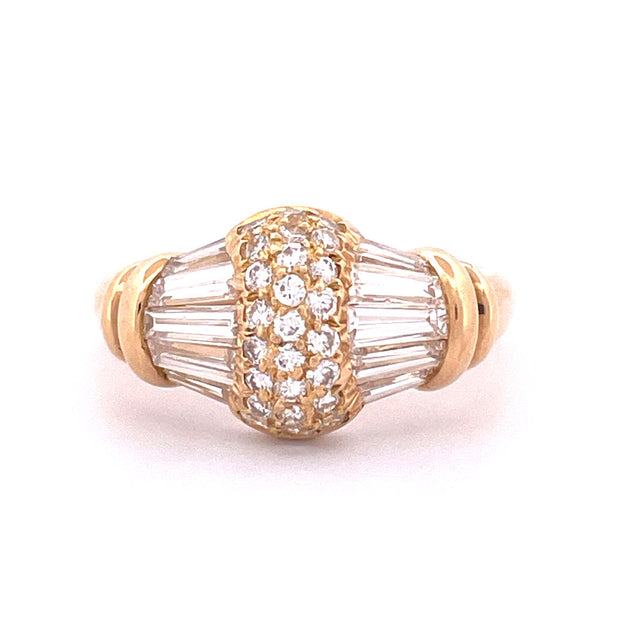 Elegant 18k Yellow Gold Cluster Natural Diamond Ring