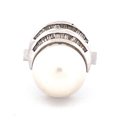 Exquisite 14k White Gold Diamond Pearl Ring