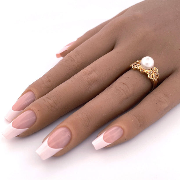 Captivating 14k Yellow Gold Pearl Natural Diamond Ring