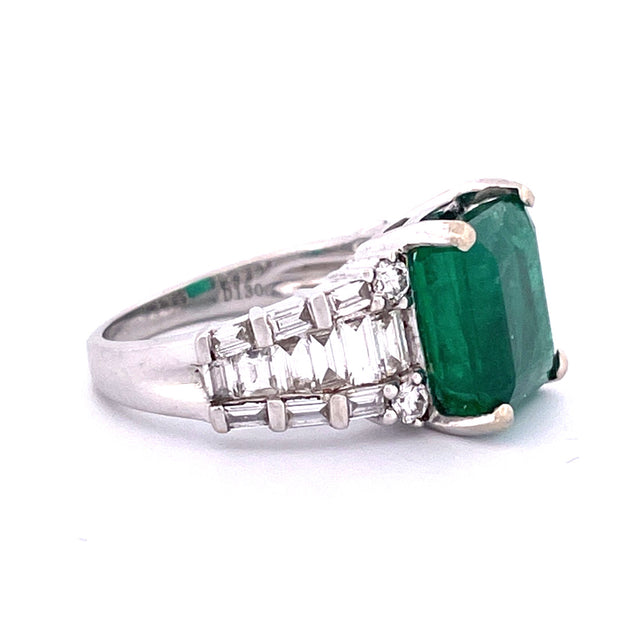 Exquisite Art Deco 18k White Gold Emerald & Natural Diamond Step Cut Ring