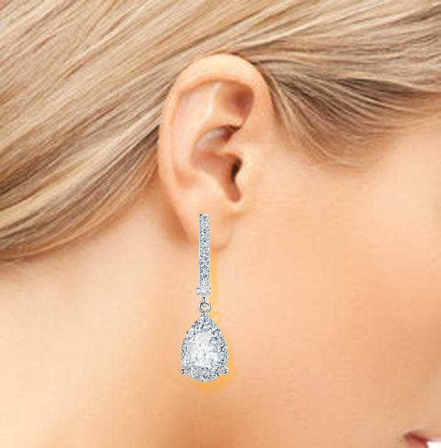 Gorgeous White Gold .25Total Carat Weight Pear Shaped Natural Diamond Drop Earrings
