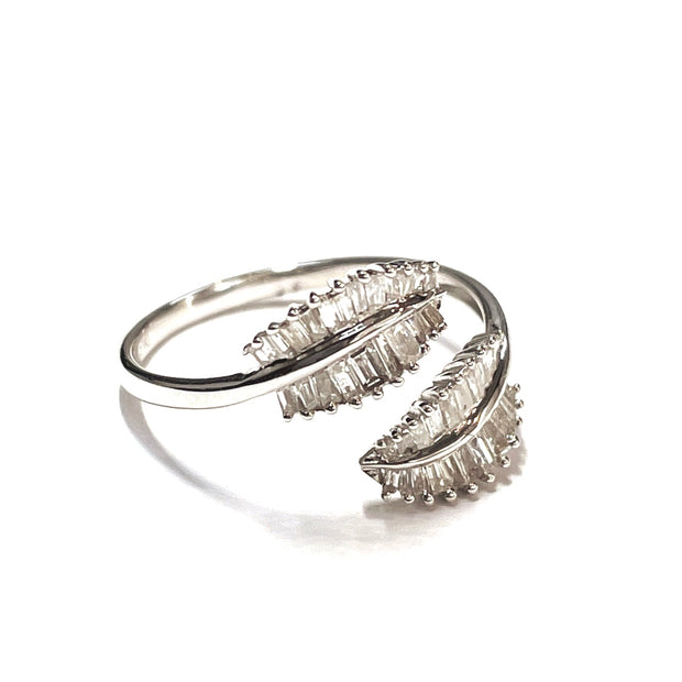 Luxurious Natural Diamond Palm Leaf Ring in 14k White Gold