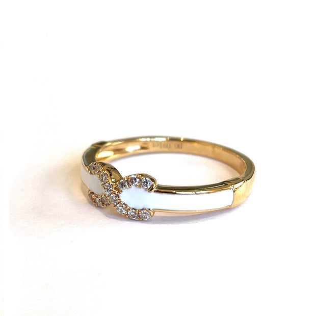 18k Yellow Gold Infinity Snow White Enamel Diamond Ring