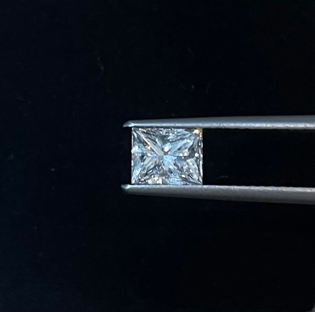 GIA-certified 1.02 Carat Princess Cut Natural Diamond