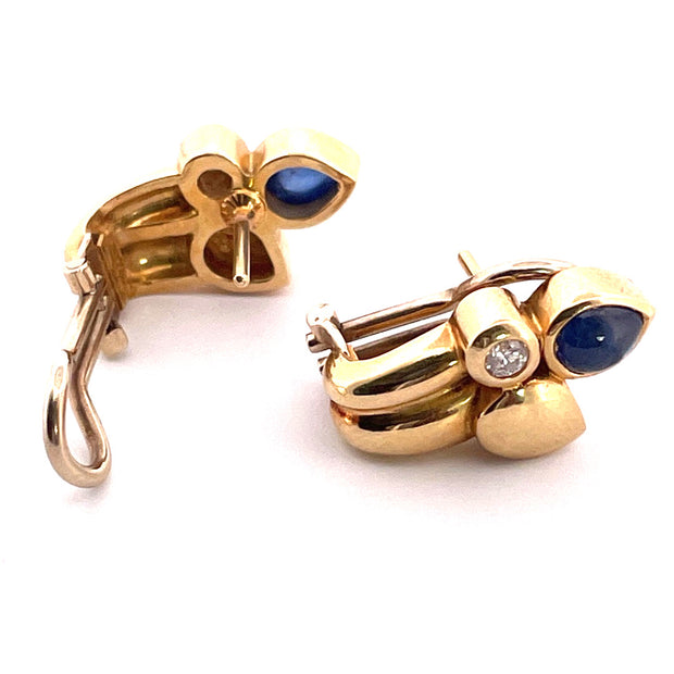 Exquisite 18k Yellow Gold Italian Cabochon Sapphire Ring and Earring Set